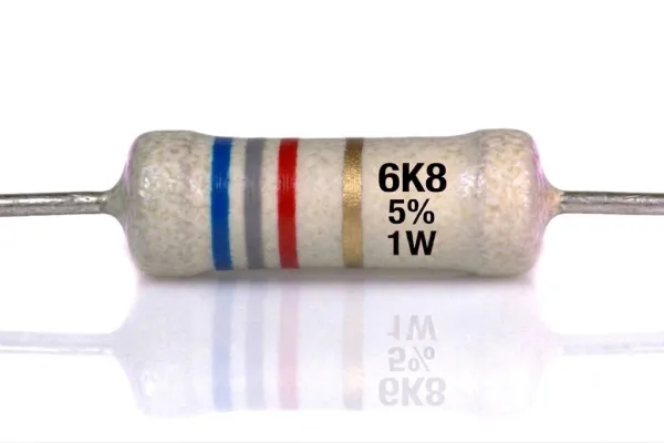 Résistances 1W 5% - 6K8