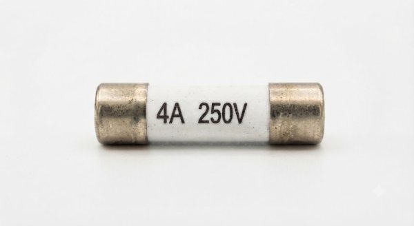 فيوز سيراميكي 5X20mm - 4A