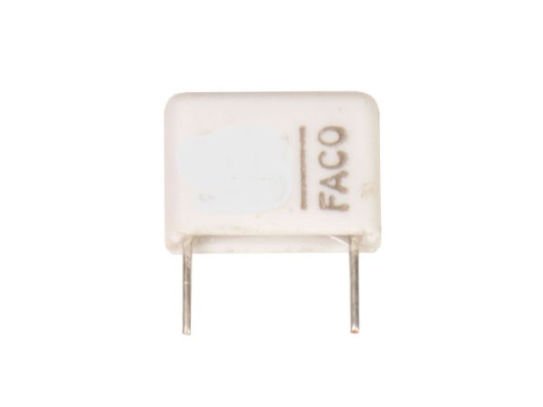 مكثف فيلم بوليستر ممعدن FACO، 220nF ±10% 63VDC