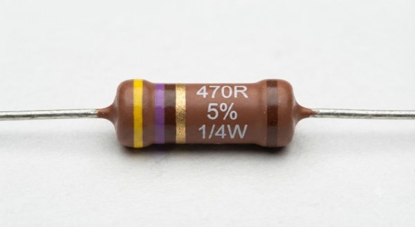 Résistances 1/4W 5% - 470R